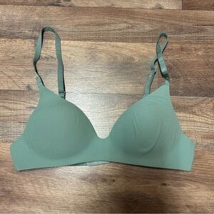 victoria's secret seamless sage / olive green bra